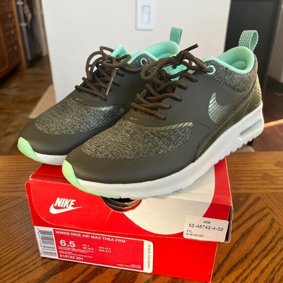 Nike Air Max Thea Women's 6.5 - Picture 1 of 6